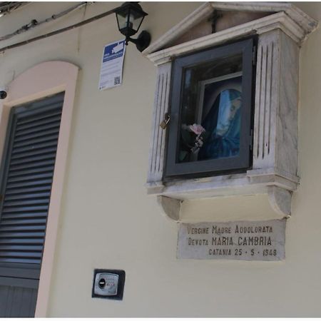 La casetta al centro Aeroporto di Catania Fontana Rossa Esterno foto